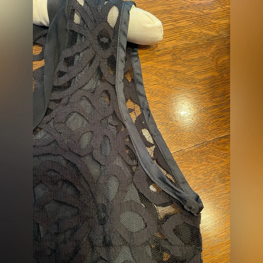 LBD 💅🏼 Black Lace Sleeveless Dress w/silk slip that could be worn on its own.EUC - Picture 8 of 13